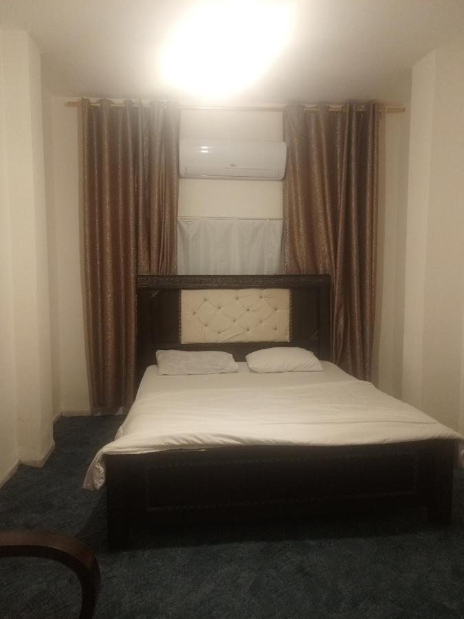 Jarajreh Apartments/ Hotel カラク エクステリア 写真